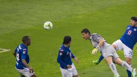 Todos recordamos "El Gol" de Moisés Muñoz ante Cruz Azul.