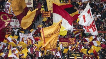 Este sábado se registraron cánticos discriminatorios en el partido entre Roma y Napoli una muestra más de que el racismo no para en liga italiana.