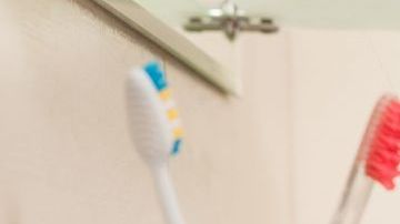 acne-washing-face-shutterstock_501852421