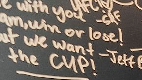 Carlos Vela, estrella del LAFC, opinó sobre Canelo Álvarez.