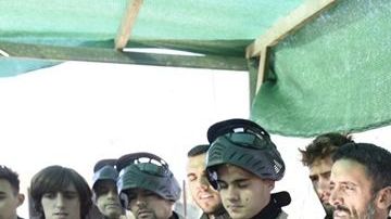 El delantero se divirtió con sus compañeros del Sevilla.