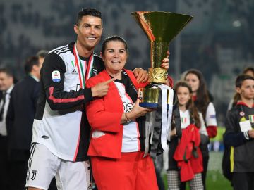 Cristiano Ronaldo y su madre, Dolores Aveiro.