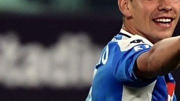 'Chucky' Lozano dio su primera asistencia en la Serie A.