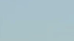 NBC News reportó que la mujer fue hallada en el desierto.