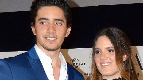 Alex, América y Camila Fernández, con su mamá, América Guinart