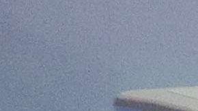 La madre está acusada de delito menor por abuso de menores.