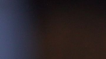 El futbolista  Ivan Gazdek fue expulsado del encuentro.