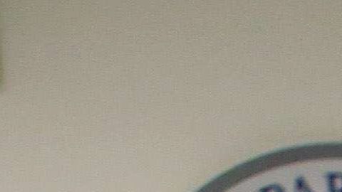 La tarifa es adicional al costo de procesar la visa H-1B.