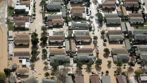 La región donde está la presa no recibe normalmente fuertes precipitaciones.