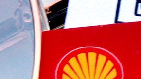 Los estafadores harán todo lo posible por quedarse con algo del dinero que generan estas tarjetas.