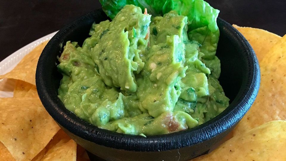 ¿Por qué el guacamole siempre te lo cobran extra en los restaurantes