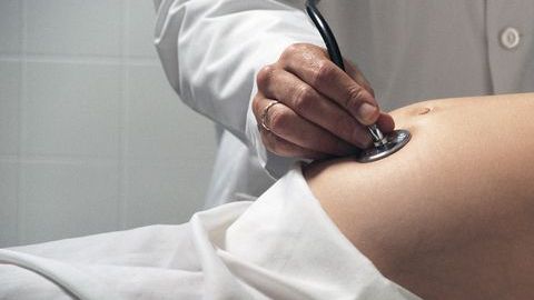 Imagen de una embarazada.