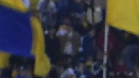 Los jugadores de Tigres posaron con máscaras.