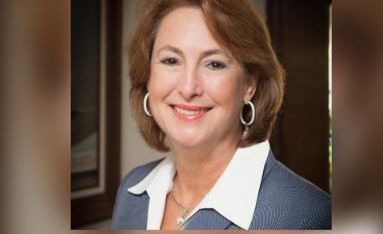 La fiscal del Condado Harris Kim Ogg anunció la despedida de un fiscal auxiliar.