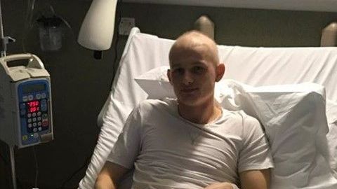 Max Taylor fue convocado para el juego de Europa League.