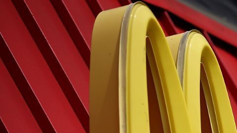 Un establecimiento de comida rápida McDonald's.