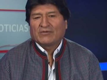 El gobierno interino de Bolivia acusó a Morales de "sedición y terrorismo".