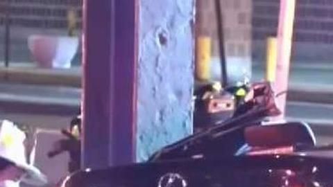 El auto quedó destrozado