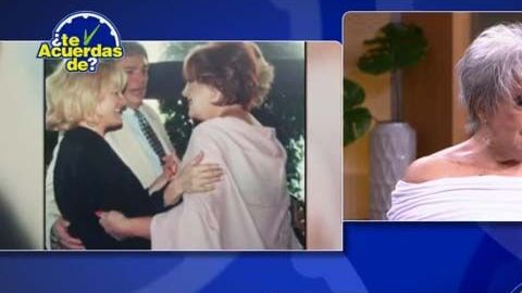 Anel Noreña  reaccionó a una foto en la que aparece junto a Sara Salazar y José José.