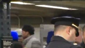 Policías en el Metro de NYC