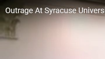 Estudiantes de la Universidad de Syracuse protestan por ataques de odio.