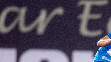 Edson Álvarez podría tener minutos contra el Chelsea, pese a la lesión que sufrió el fin de semana pasado.