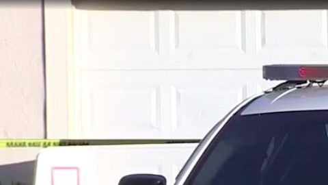 Una patrulla en la escena de la tragedia.