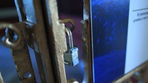 En el 2010, Rivera Schatz también ordenó el cierre de las gradas senatoriales y la controversia llegó hasta los tribunales con un recurso de Bhatia y de la Asociación de Periodistas.