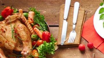 Para muchas familias es una ocasión casi obligada para reunirse en torno a la mesa.