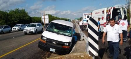 Hombres armados interceptaron el vehículo y comenzaron a disparar.