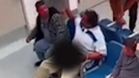 Video capta el momento del asalto sexual.