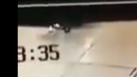 VIDEO: Sicario mata a hombre en central de autobuses ubicada en Triángulo del Huachicol