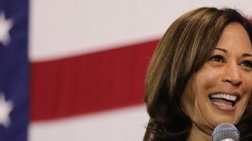 La senadora Kamala Harris deó la contienda por la nominación presidencial demócrata.