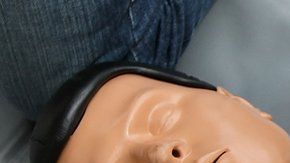 Los maniquíes que se utilizan para entrenar en RCP son todos hombres.