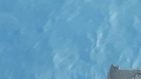 Tomará varias horas comprobar si los fragmentos son del avión siniestrado.