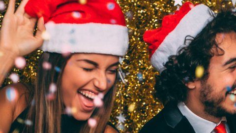 Casi todas las semanas del mes de diciembre cuentan con algún evento donde se bebe alcohol.