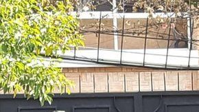 México denuncia que hay un "asedio" en la embajada de su país en Bolivia.