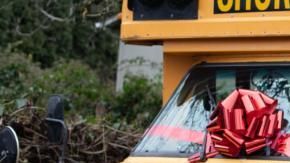 Un autobús como regalo de Navidad.