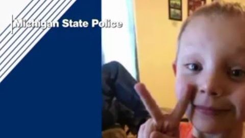 Beau Brennan Belson tenía 5 años