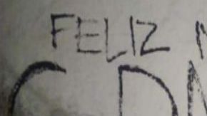 Cártel del Noreste ataca a policías municipales, quema autos y deja pintas como regalo navideño