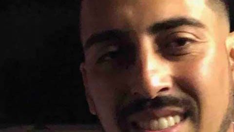 Melgoza fue encontrado golpeado en el patio de otra casa.