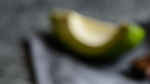 Crema de chocolate, aguacate y plátano.