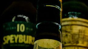 Robo de botellas de whiskey.