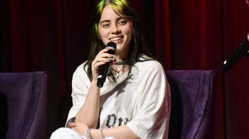 LOS ANGELES, CALIFORNIA - SEPTEMBER 17:  Singer Billie Eilish performs onstage at The GRAMMY Museum on September 17, 2019 in Los Angeles, California. (Photo by Scott Dudelson/Getty Images)