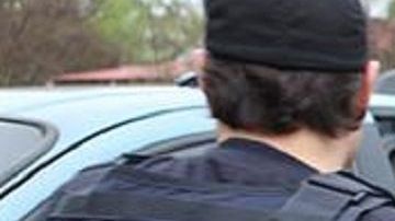 ICE detiene a cualquier persona 'sospechosa' de ser indocumentada.