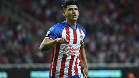 Pulido podría irse de Chivas sin liguilla ni título de goleo.