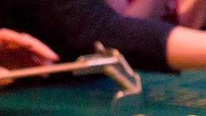 Antes de perder todo este dinero, el hombre aparentemente intentó suicidarse.