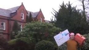 El premio lo invirtió en una casa y auto nuevos.