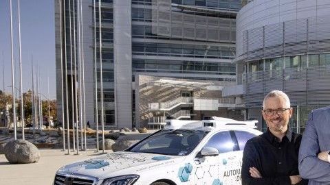 Mercedes-Benz y Bosch empiezan las pruebas para el auto automatizado