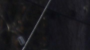 Trabajadores reparan cables de electricidad en Paradise, California.